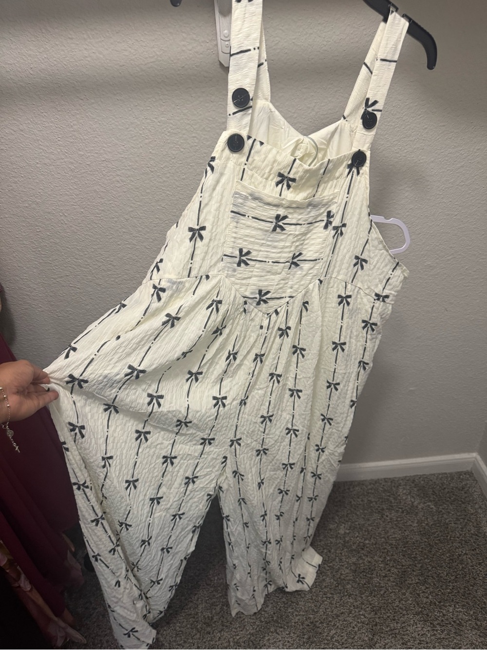 SHEIN White Textured Overall Jumpsuit with Black Bow Print